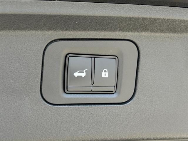 Photo of 2025 Black Obsidian INFINITI QX80