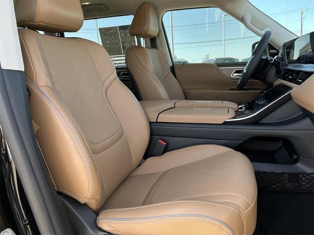 Photo of 2025 Black Obsidian INFINITI QX80