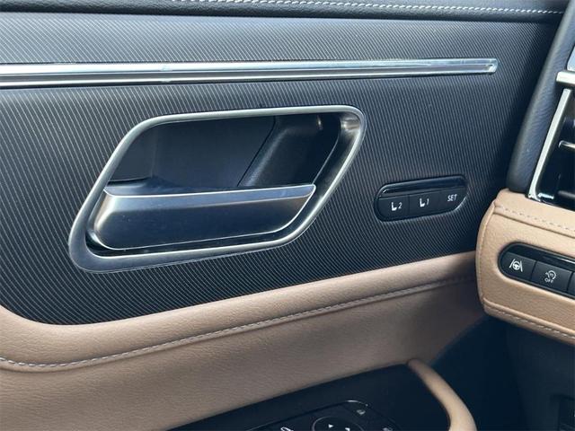 Photo of 2025 Black Obsidian INFINITI QX80