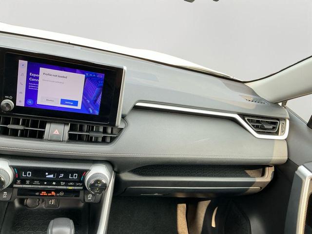 Photo of 2023 Ice Cap Toyota RAV4