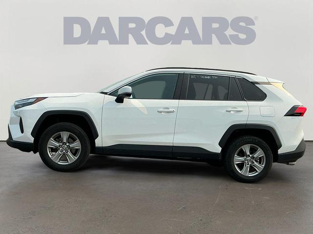 Photo of 2023 Ice Cap Toyota RAV4