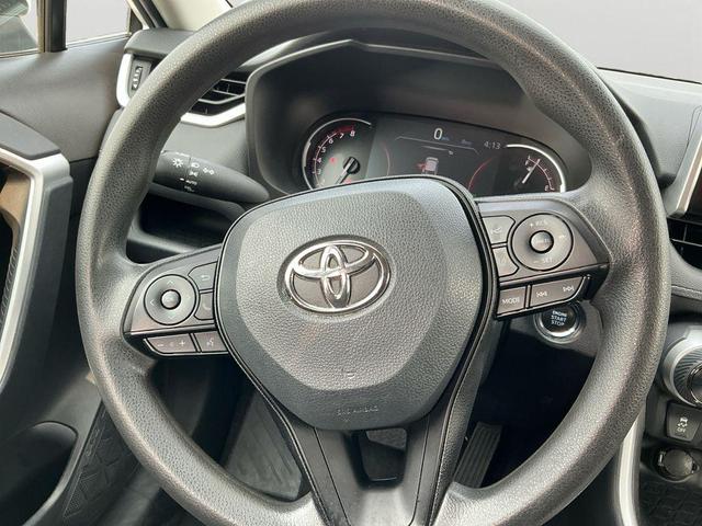 Photo of 2023 Ice Cap Toyota RAV4