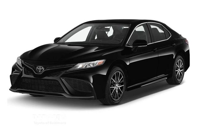 Photo of 2024 Midnight Black Toyota Camry