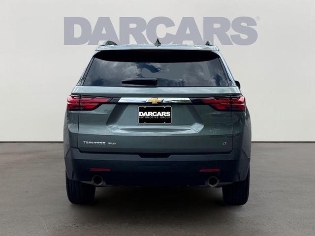 Photo of 2023 Silver Sage Metallic Chevrolet Traverse