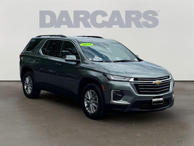 Photo of 2023 Silver Sage Metallic Chevrolet Traverse