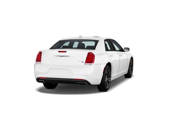 Photo of 2020 Bright White Clearcoat Chrysler 300