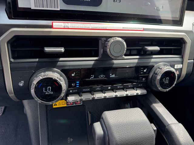 Photo of 2025 Bronze Oxide Toyota Tacoma