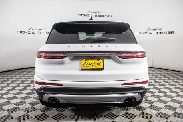 Photo of 2022 Pristine White Metallic Tri-Coat Lincoln Corsair