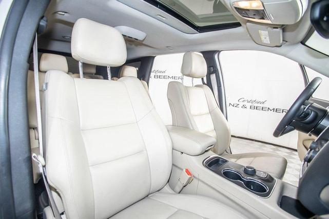 Photo of 2017 Vice White Tri-Coat Pearl Dodge Durango