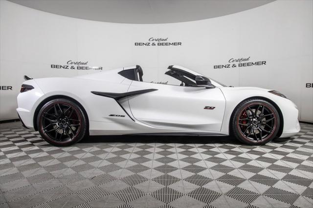 Photo of 2023 White Pearl Metallic Tricoat Chevrolet Corvette