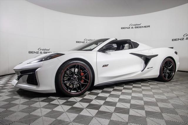 Photo of 2023 White Pearl Metallic Tricoat Chevrolet Corvette