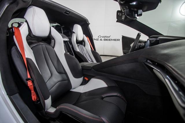 Photo of 2023 White Pearl Metallic Tricoat Chevrolet Corvette