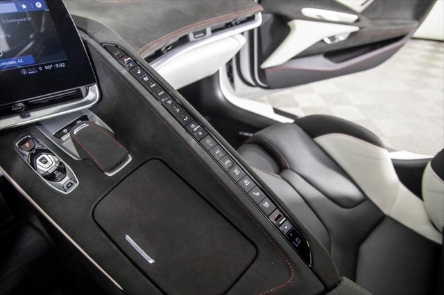 Photo of 2023 White Pearl Metallic Tricoat Chevrolet Corvette