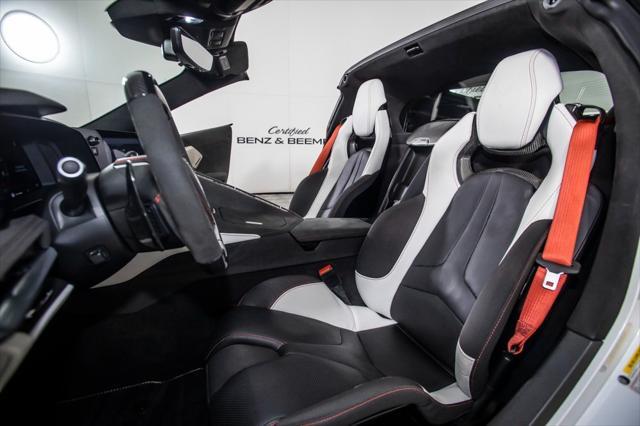 Photo of 2023 White Pearl Metallic Tricoat Chevrolet Corvette