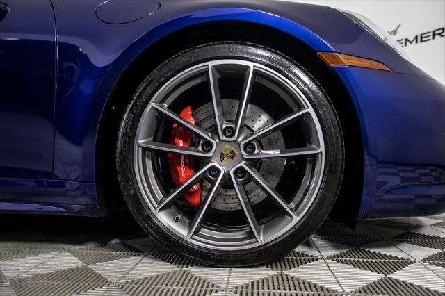 Photo of 2024 Gentian Blue Metallic Porsche 911
