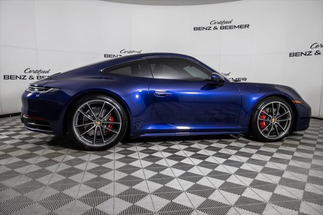Photo of 2024 Gentian Blue Metallic Porsche 911