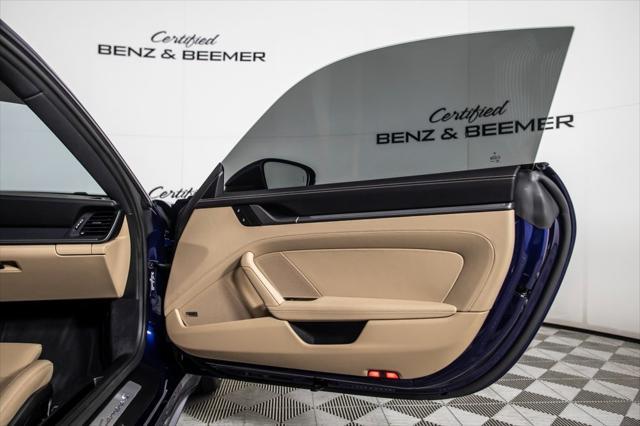 Photo of 2024 Gentian Blue Metallic Porsche 911
