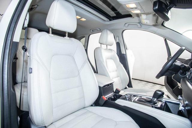 Photo of 2019 Snowflake White Pearl Mica Mazda CX-5