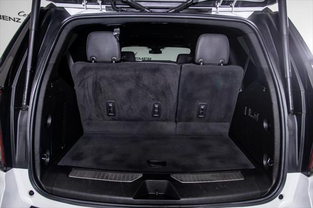 Photo of 2023 Summit White Chevrolet Tahoe