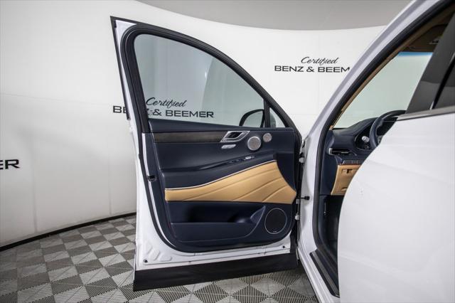 Photo of 2022 Uyuni White Genesis GV80