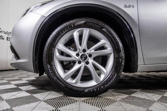 Photo of 2018 Blade Silver INFINITI QX30