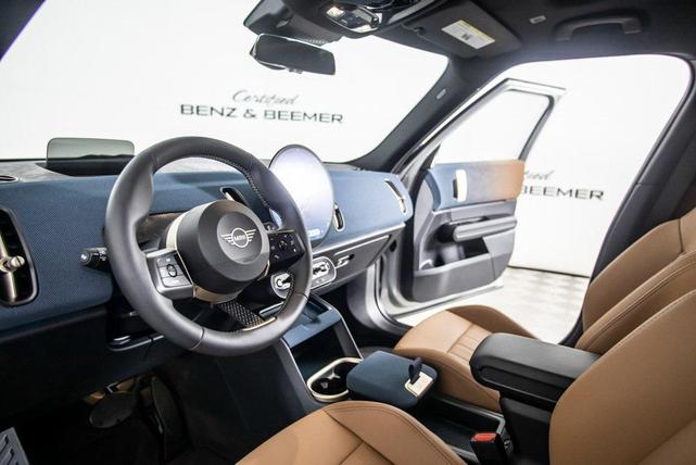 Photo of 2025 Silver MINI Countryman