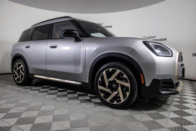 Photo of 2025 Silver MINI Countryman