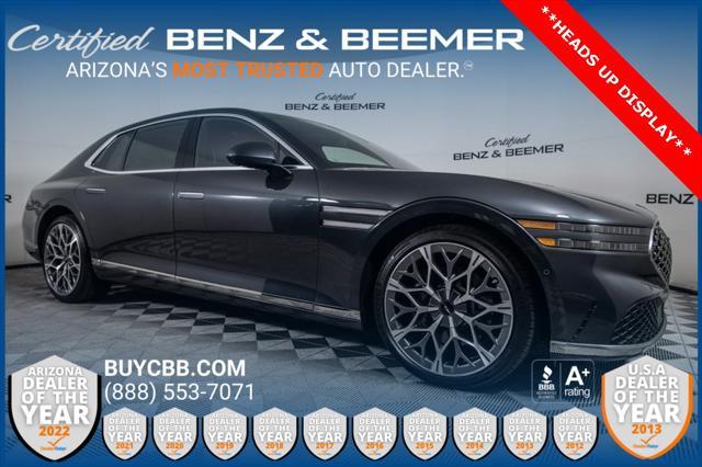 2023 Genesis G90