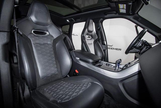 Photo of 2020 Black Land Rover Range Rover Sport
