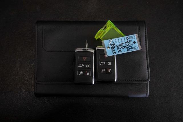 Photo of 2020 Black Land Rover Range Rover Sport