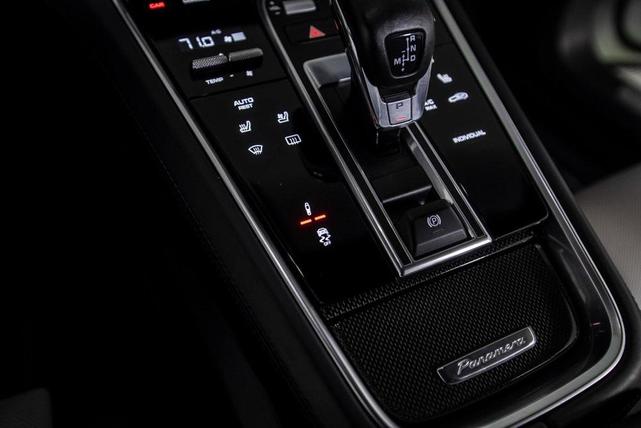 Photo of 2018 White Porsche Panamera
