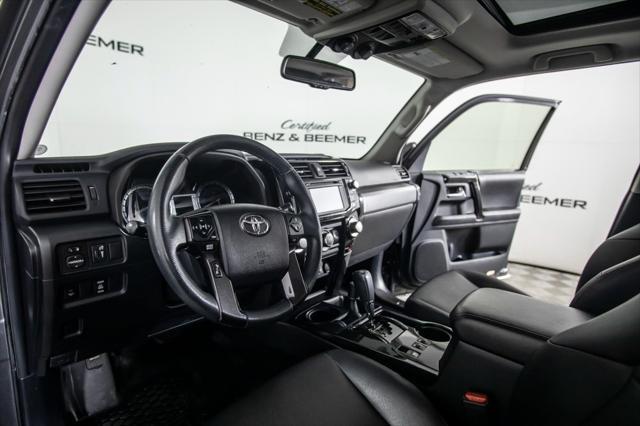 Photo of 2015 Magnetic Gray Metallic Toyota 4Runner