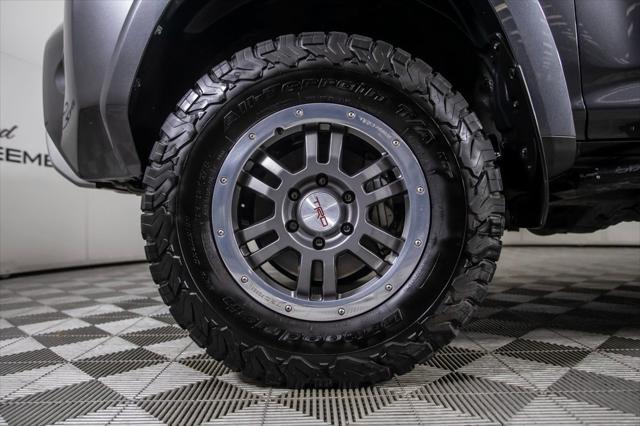 Photo of 2015 Magnetic Gray Metallic Toyota 4Runner