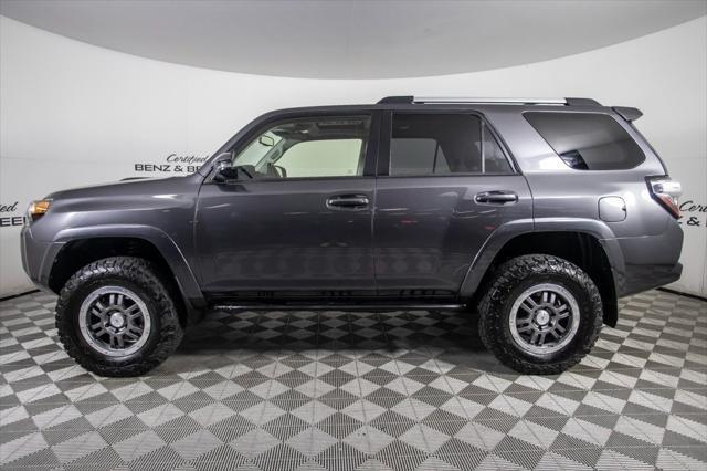 Photo of 2015 Magnetic Gray Metallic Toyota 4Runner