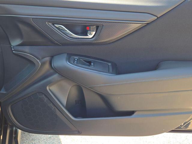 Photo of 2025 Crystal Black Subaru Outback