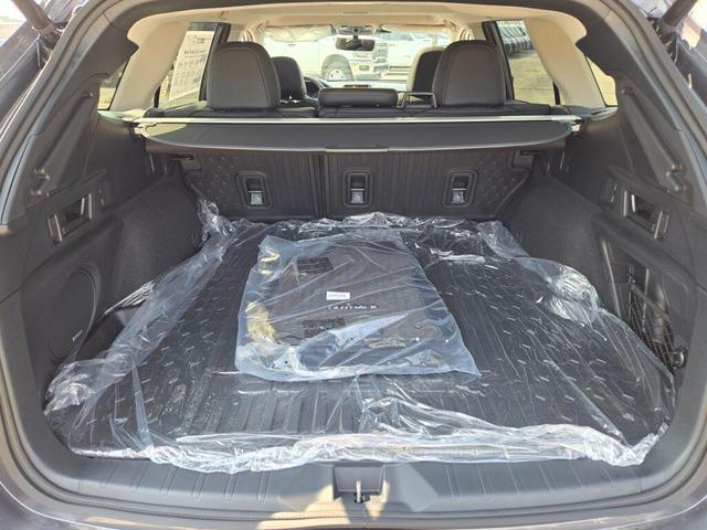 Photo of 2025 Magnetite Gray Metallic Subaru Outback