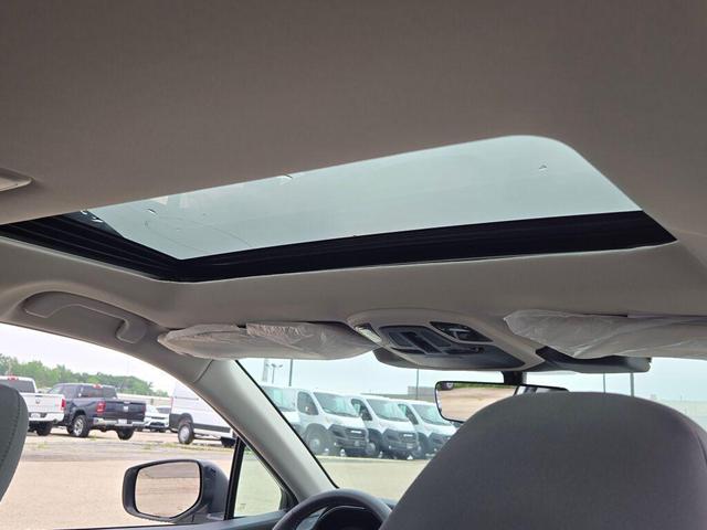 Photo of 2025 Crystal White Subaru Outback
