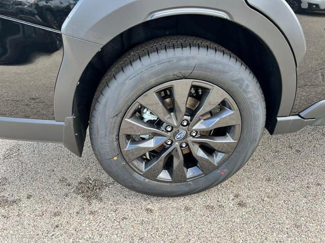 Photo of 2025 Crystal Black Subaru Outback