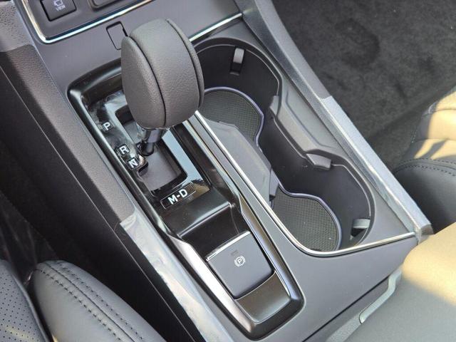 Photo of 2025 Crystal White Subaru Ascent
