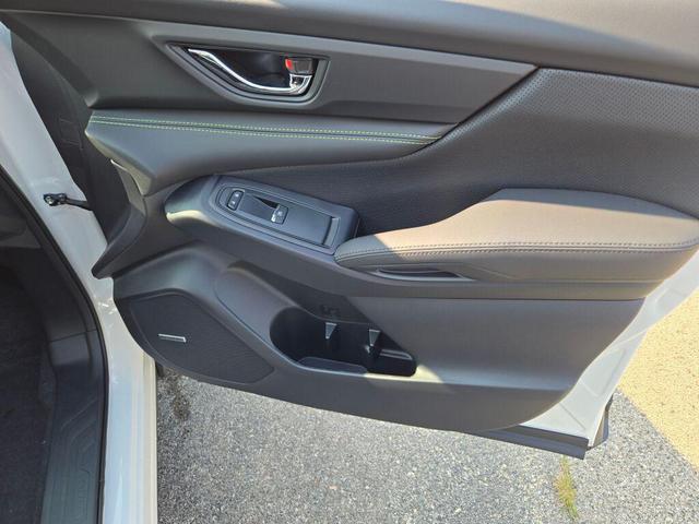 Photo of 2025 Crystal White Subaru Ascent