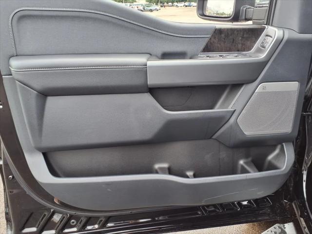 Photo of 2025 Agate Black Metallic Ford F-350