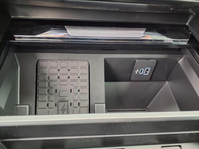 Photo of 2025 Agate Black Metallic Ford F-350