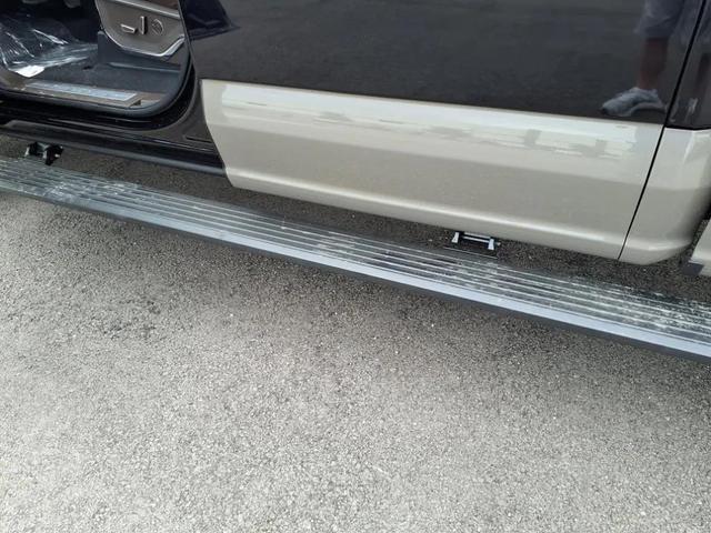 Photo of 2025 Carbonized Gray Ford F-150
