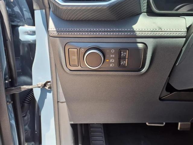 Photo of 2025 Vapor Blue Metallic Ford Mustang