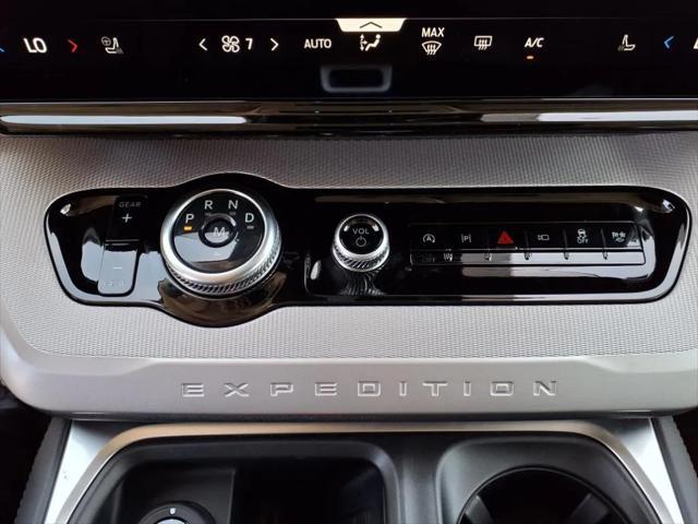 Photo of 2025 Space Silver Ford Expedition