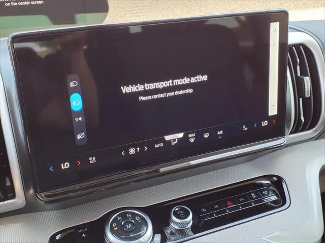 Photo of 2025 Space Silver Ford Expedition