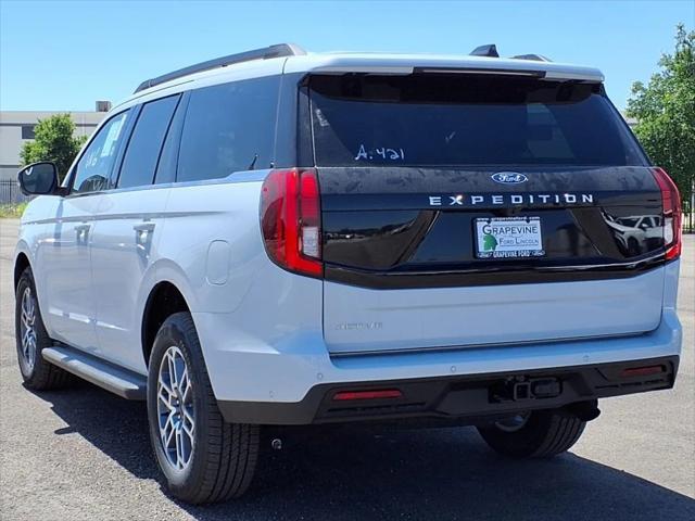 Photo of 2025 Space Silver Ford Expedition