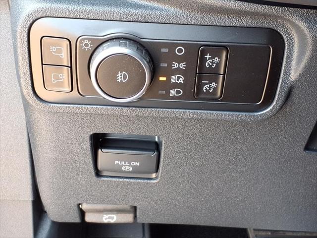 Photo of 2025 Azure Gray MET TRI-Coat Ford Bronco