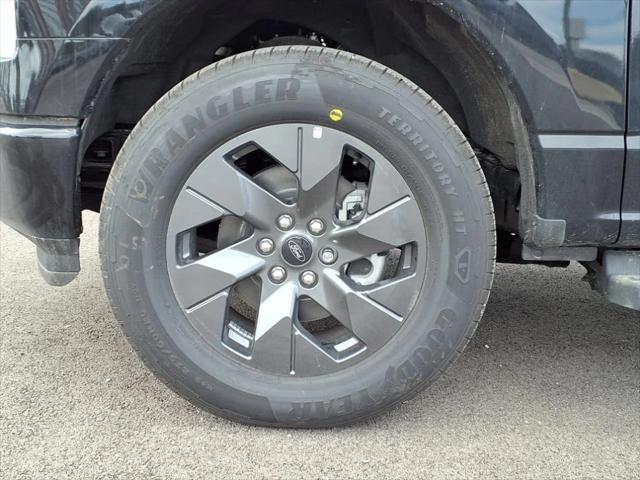 Photo of 2025 Agate Black Ford F-150 Lightning