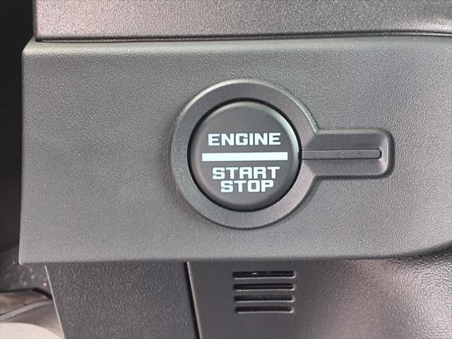 Photo of 2025 Azure Gray MET TRI-Coat Ford Bronco